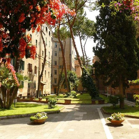 Dimora Del Papa Apartments Rom Exterior foto